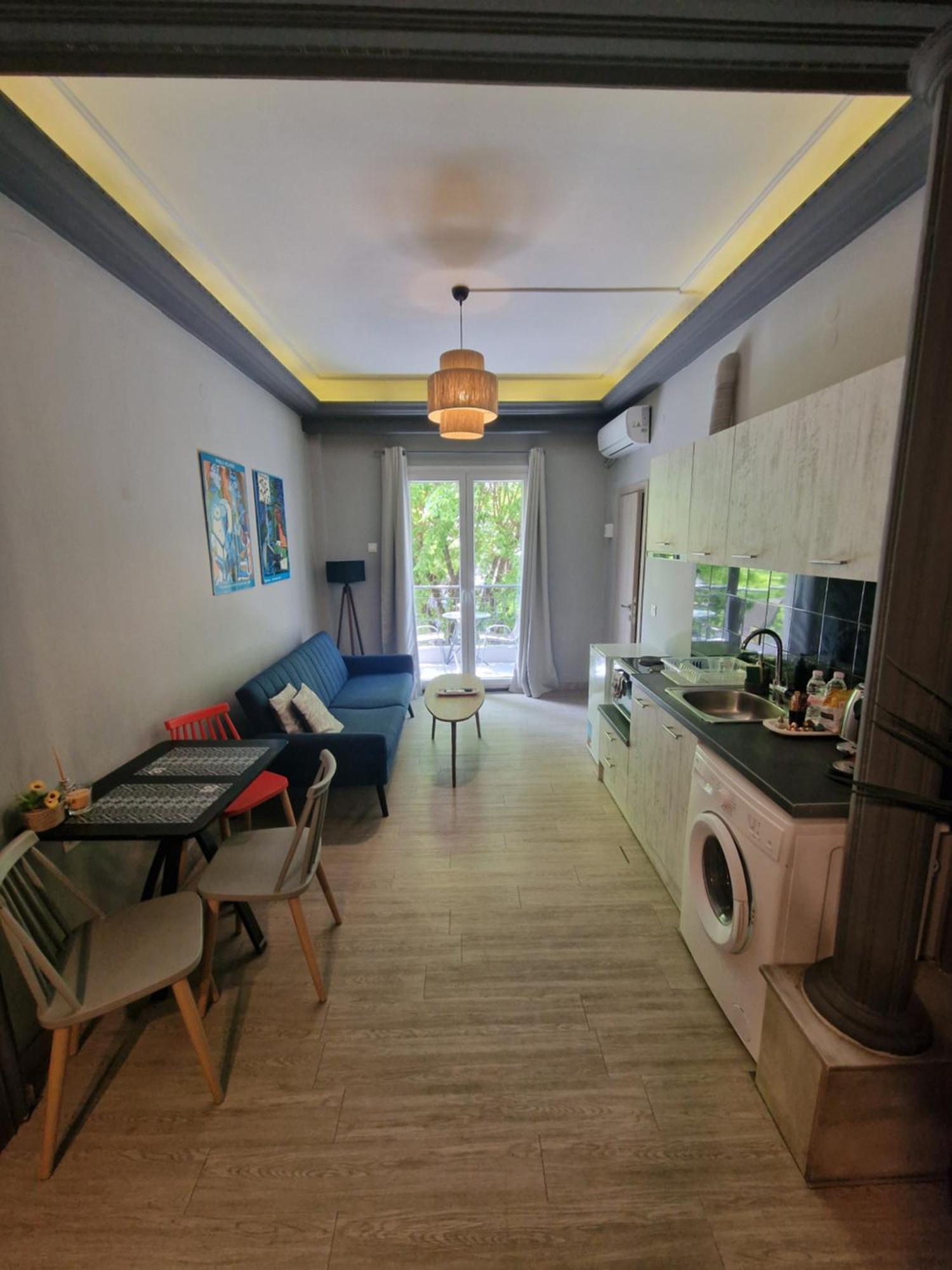 Closer "Egnatia Apartment 1" Thessaloniki Exterior foto