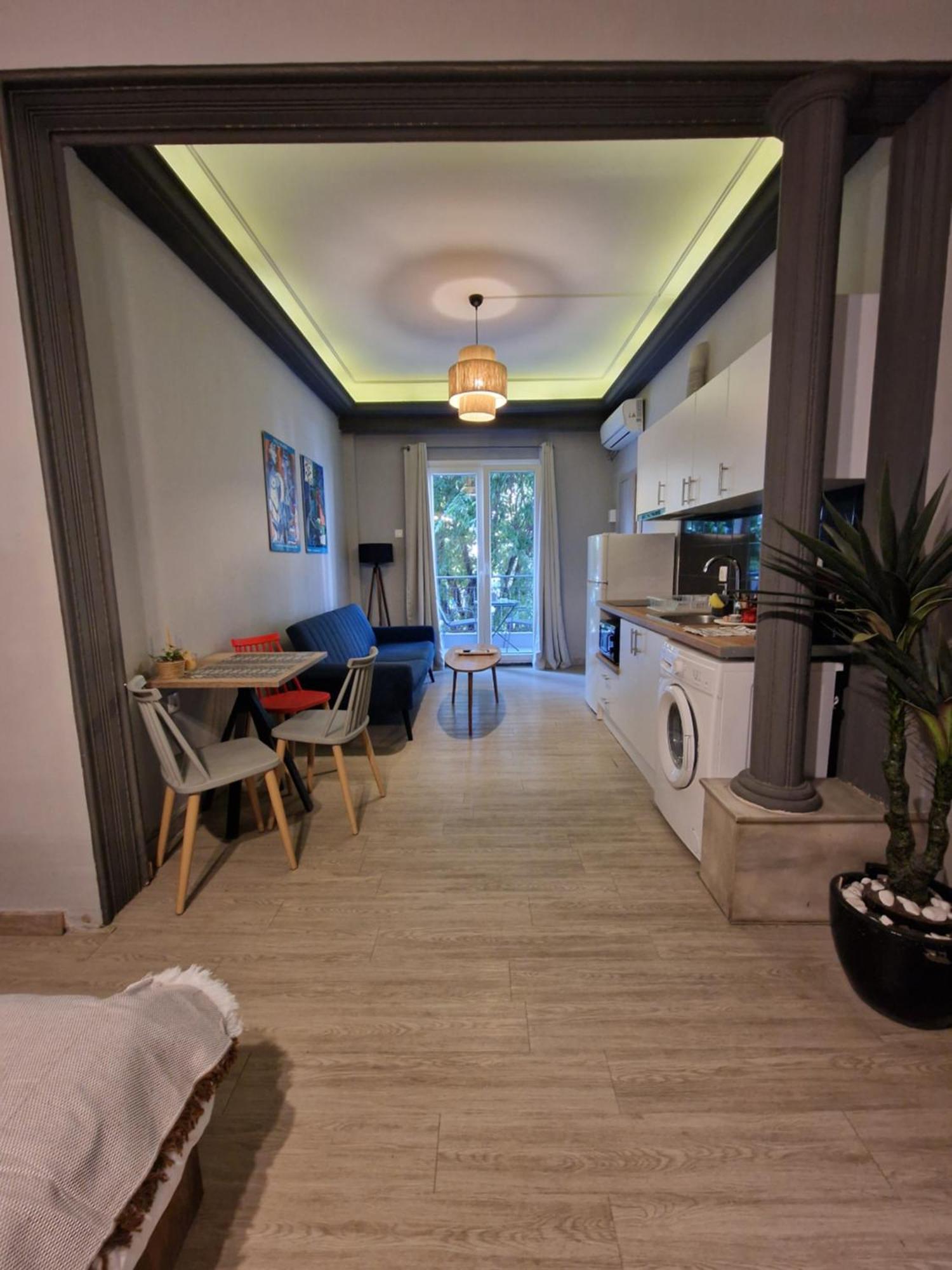 Closer "Egnatia Apartment 1" Thessaloniki Exterior foto