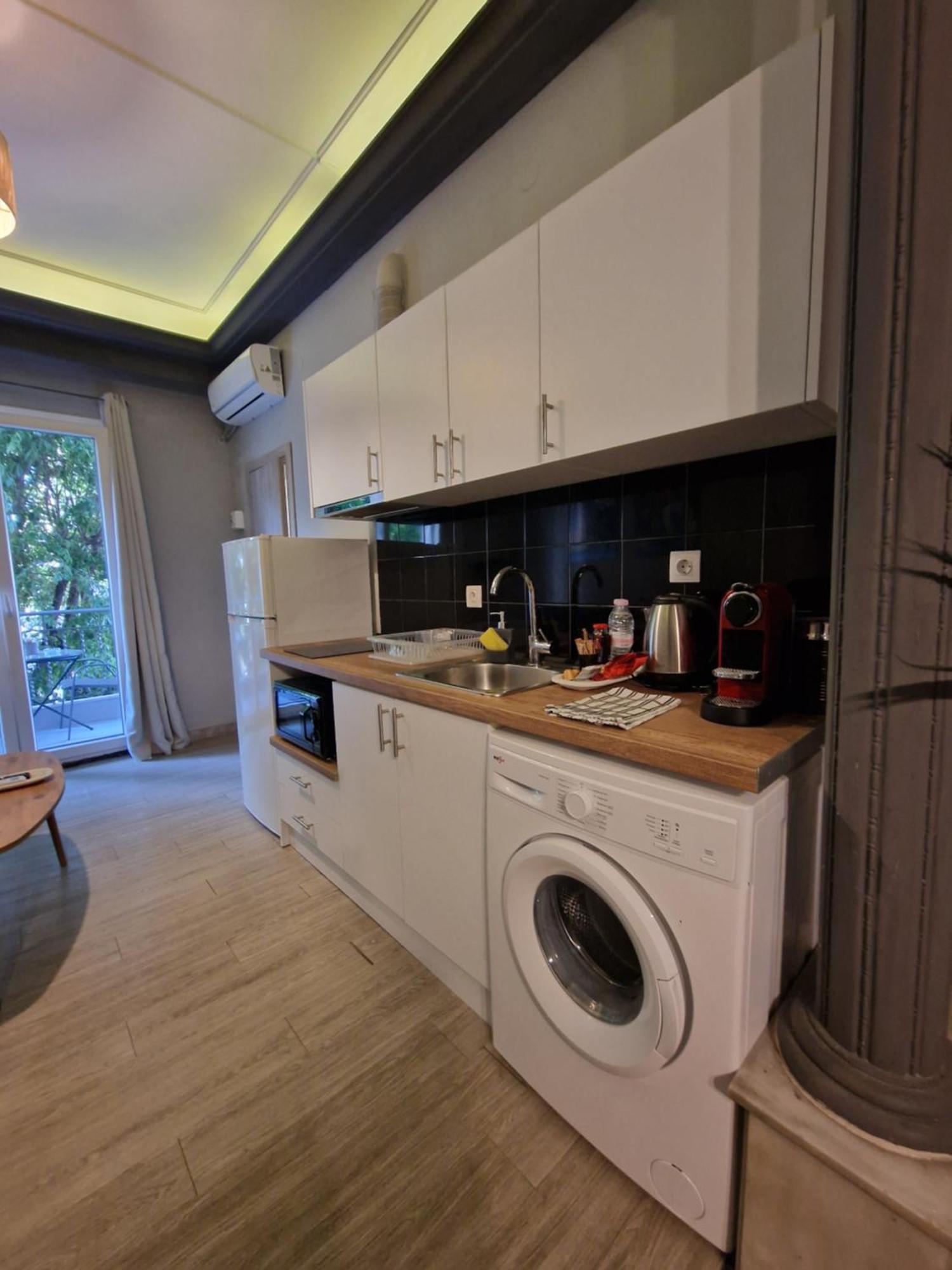 Closer "Egnatia Apartment 1" Thessaloniki Exterior foto